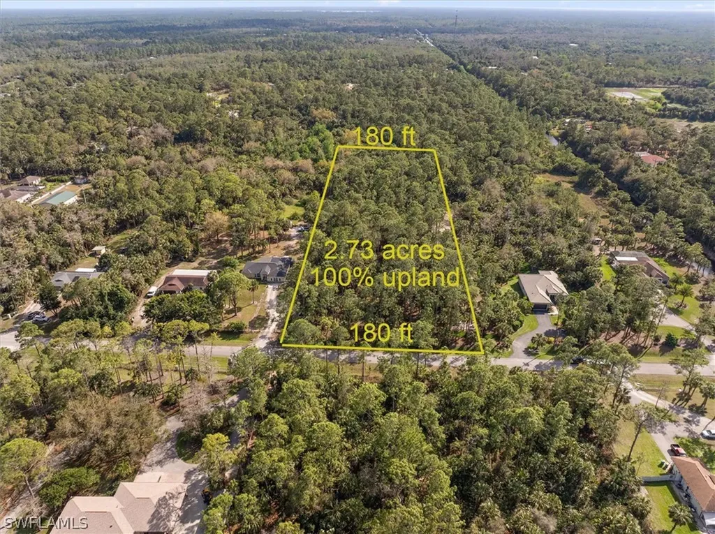 810 20th Avenue NW Naples FL 34120