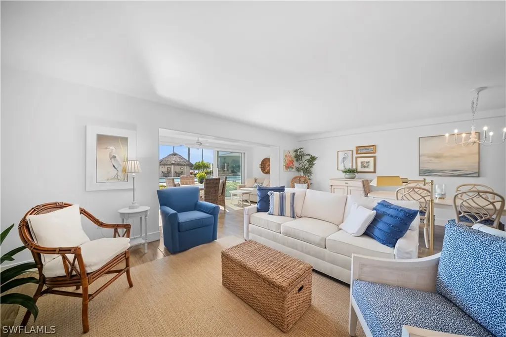 2850 Gulf Shore Boulevard N Naples FL 34103