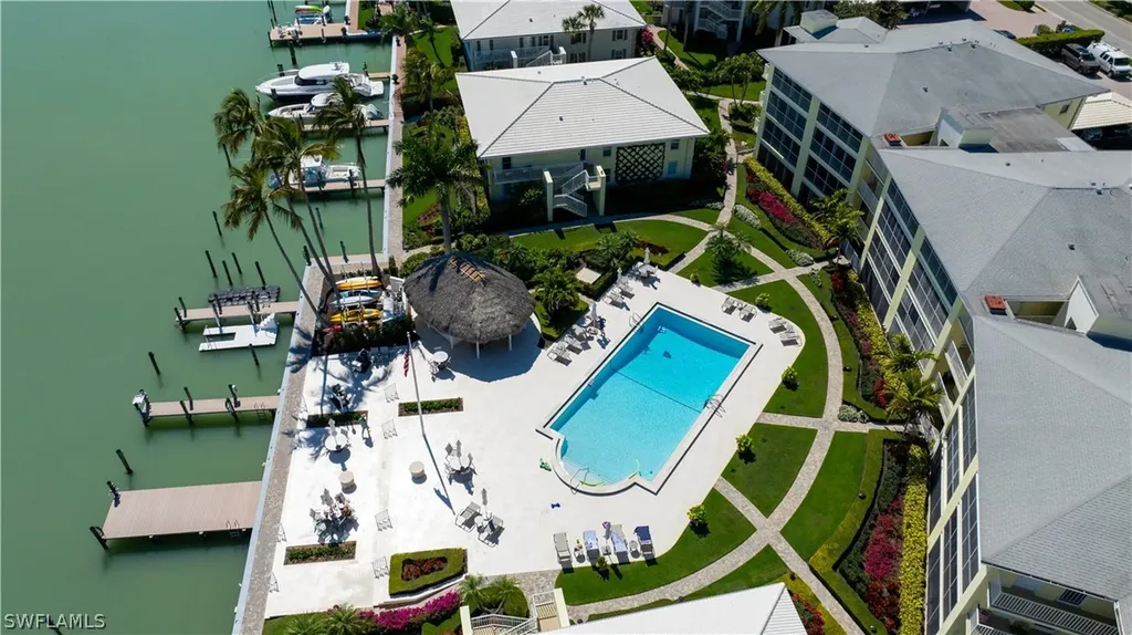 2850 Gulf Shore Boulevard N Naples FL 34103