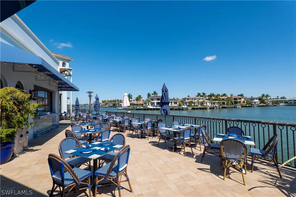 2850 Gulf Shore Boulevard N Naples FL 34103