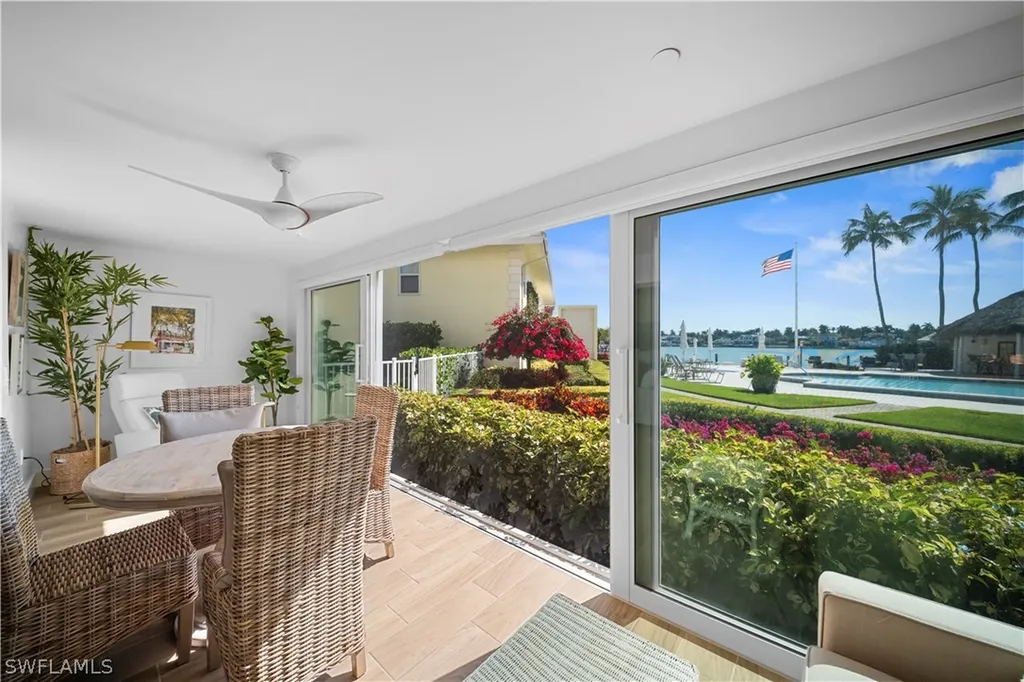 2850 Gulf Shore Boulevard N Naples FL 34103
