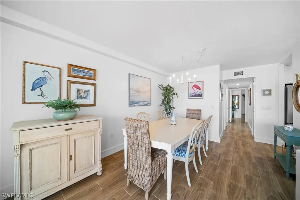 2850 Gulf Shore Boulevard N Naples FL 34103