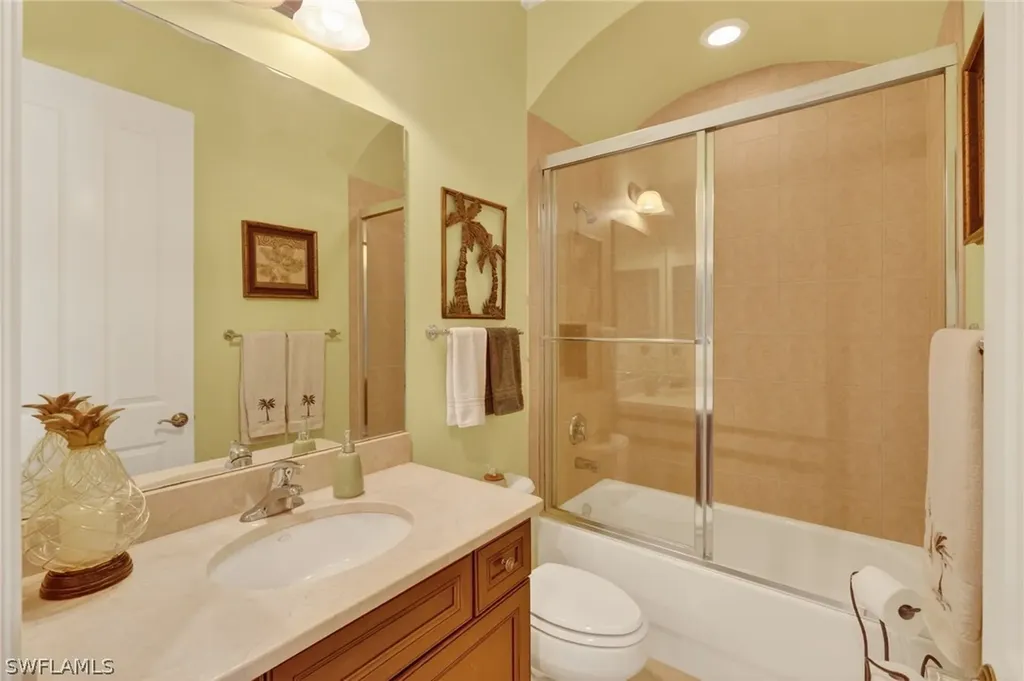 6184 Bunker Place Naples FL 34113