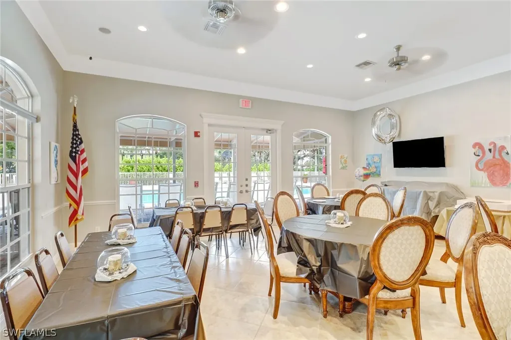 1677 Morning Sun Ln E-22 Naples FL 34119