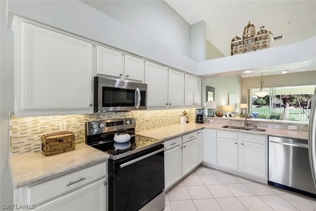 2385 Harmony Lane Naples FL 34109