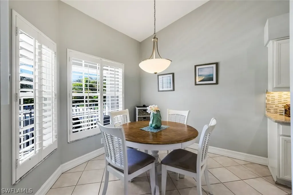 2385 Harmony Lane Naples FL 34109