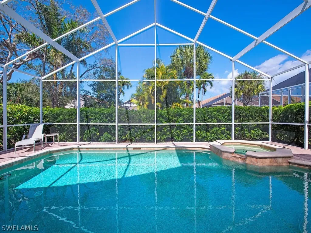 64 Glen Eagle Circle Naples FL 34104
