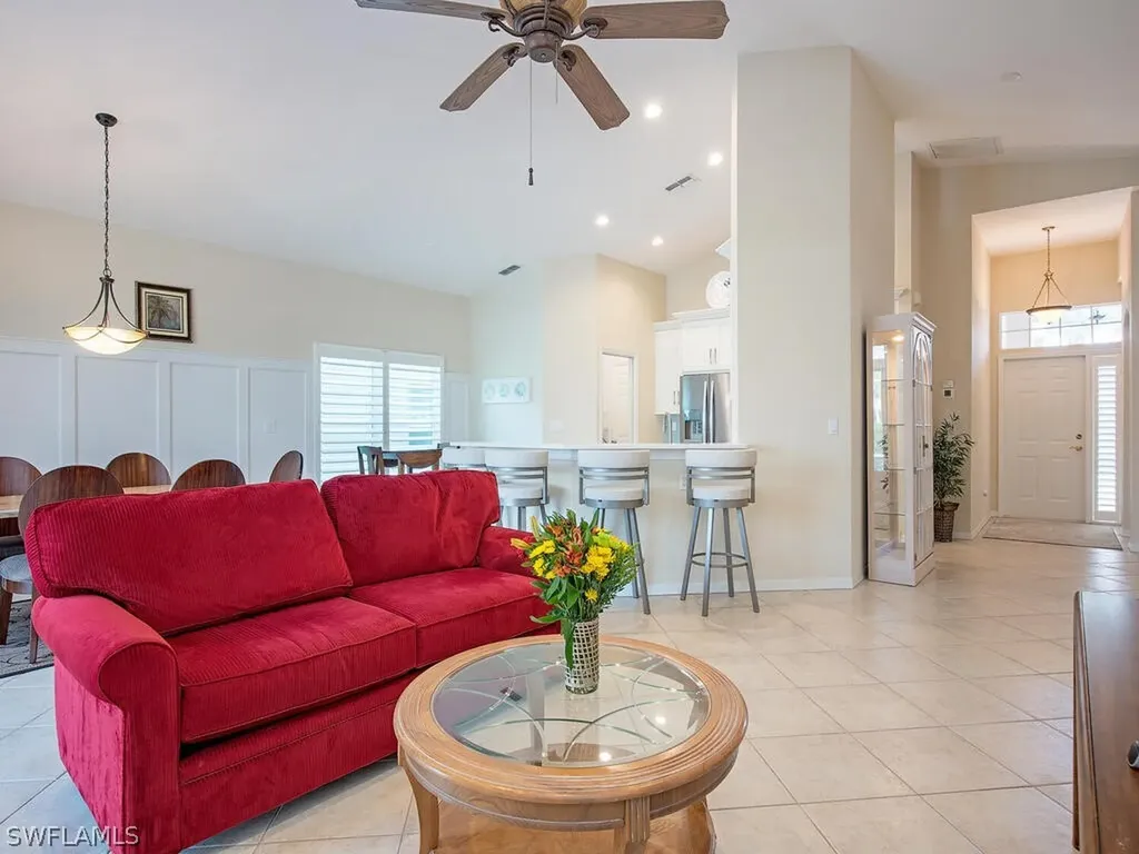 64 Glen Eagle Circle Naples FL 34104