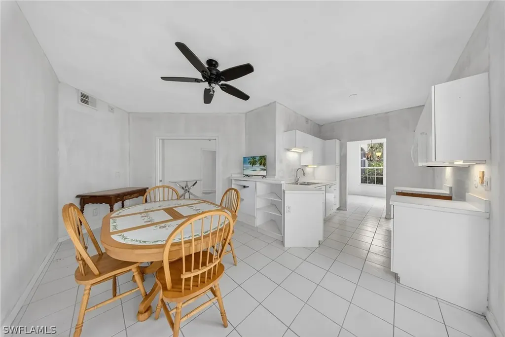 74 Silver Oaks Circle Naples FL 34119