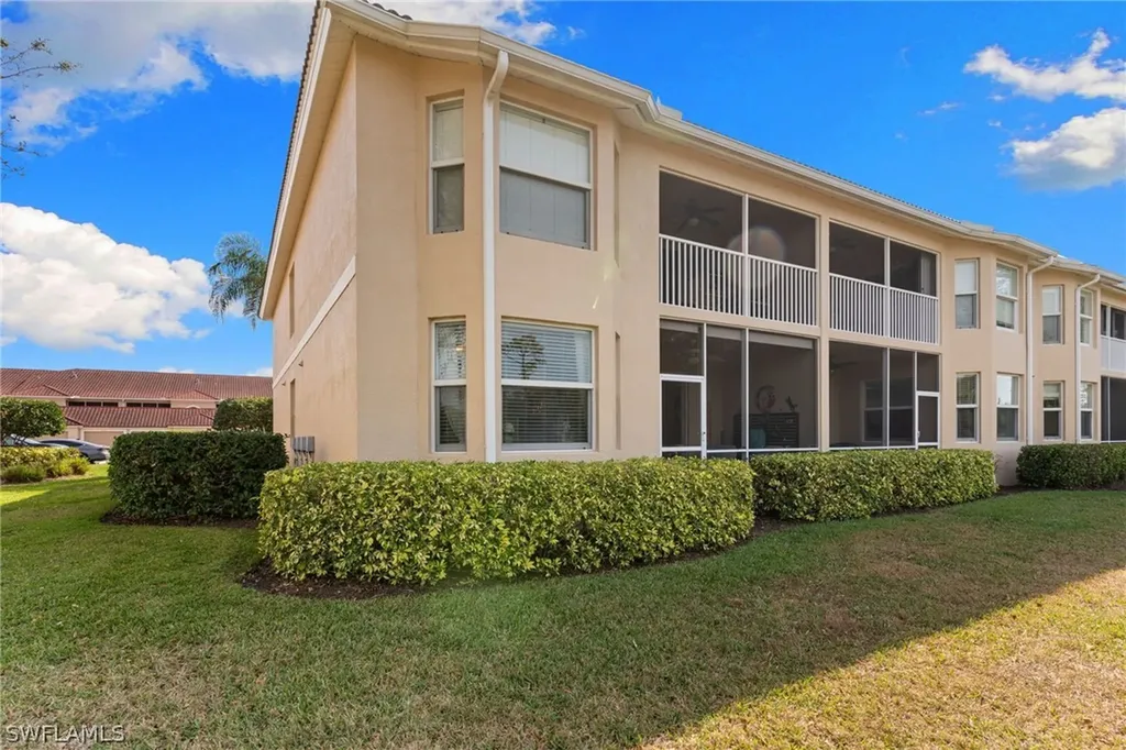 2815 Cypress Trace Circle Naples FL 34119