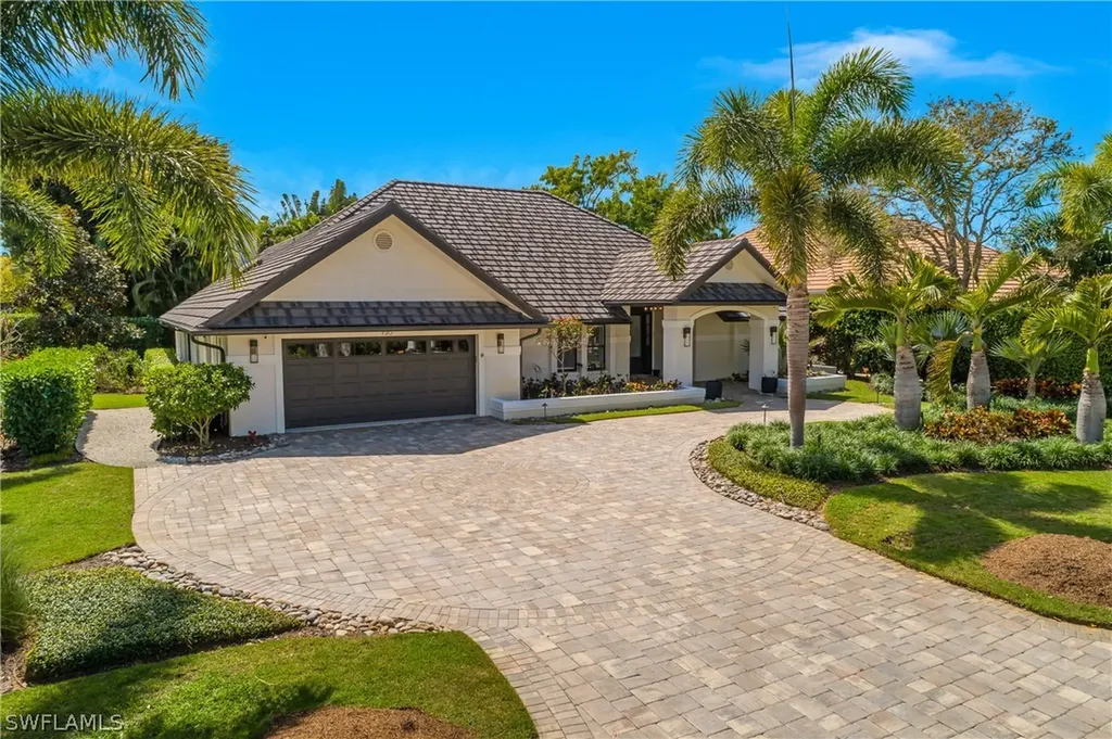 720 Shadow Lake Lane Naples FL 34108