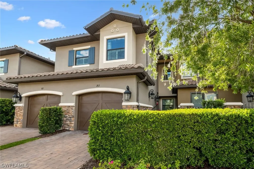 9672 Montelanico Loop Naples FL 34119