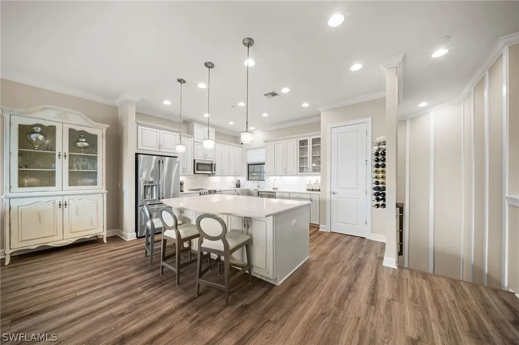 9672 Montelanico Loop Naples FL 34119
