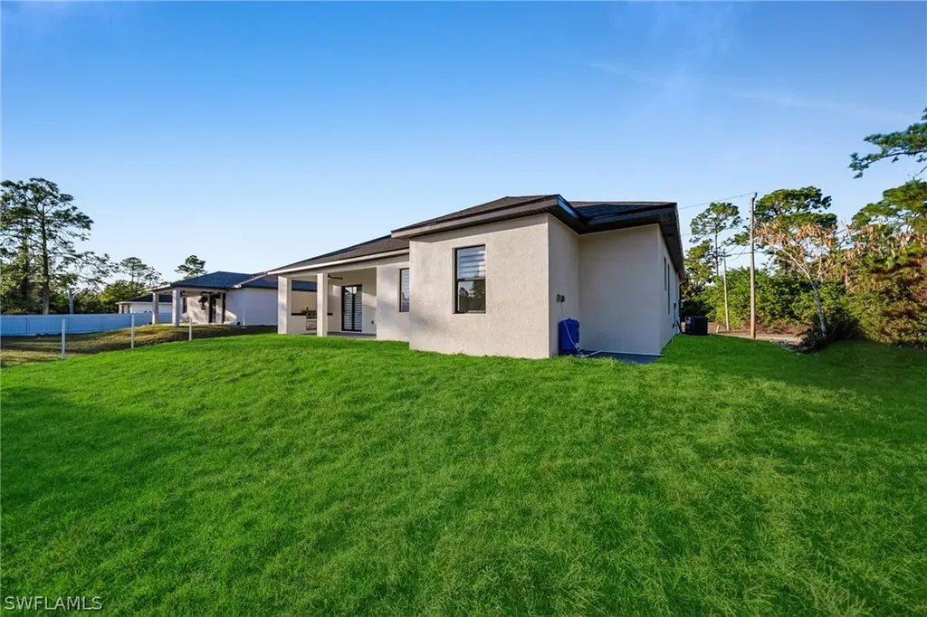 1238 Celtic Street E Lehigh Acres FL 33974
