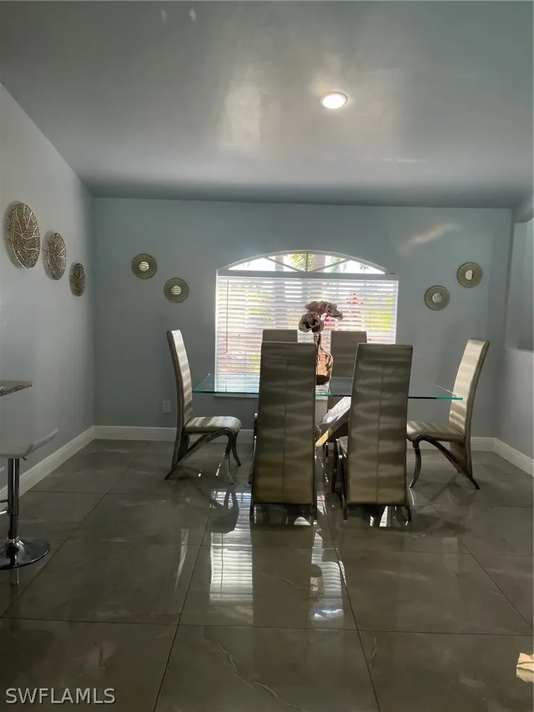 1805 NW 17th Terrace Cape Coral FL 33993