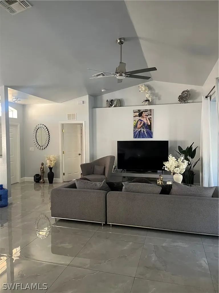 1805 NW 17th Terrace Cape Coral FL 33993