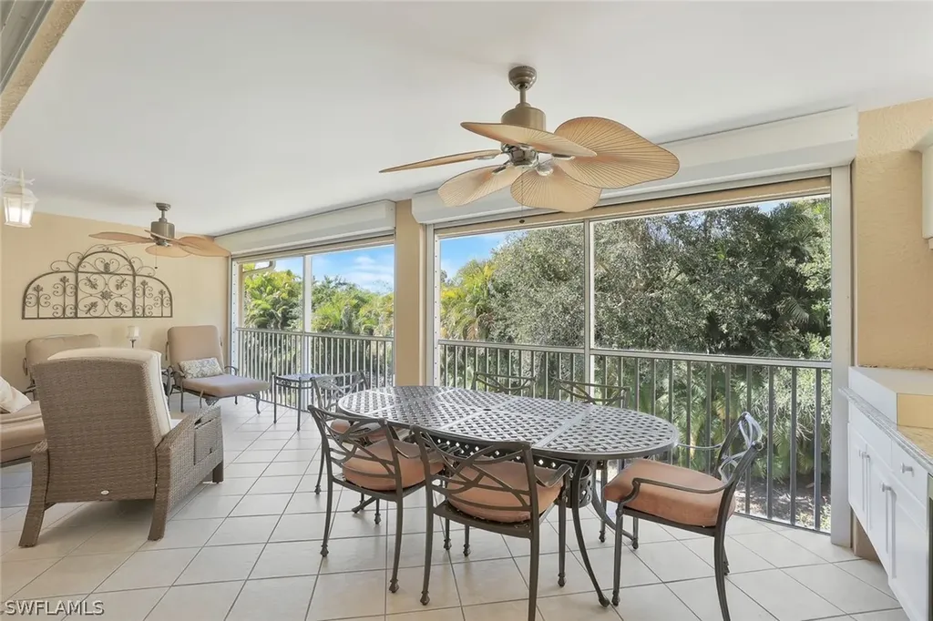 2360 Hidden Lake Court Naples FL 34112