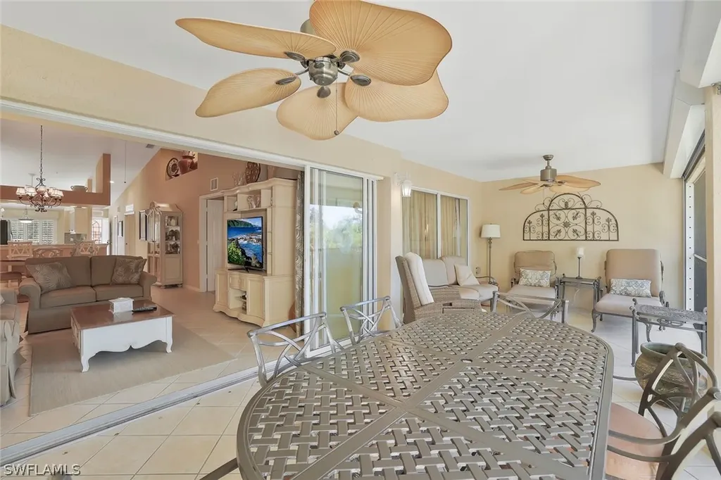 2360 Hidden Lake Court Naples FL 34112