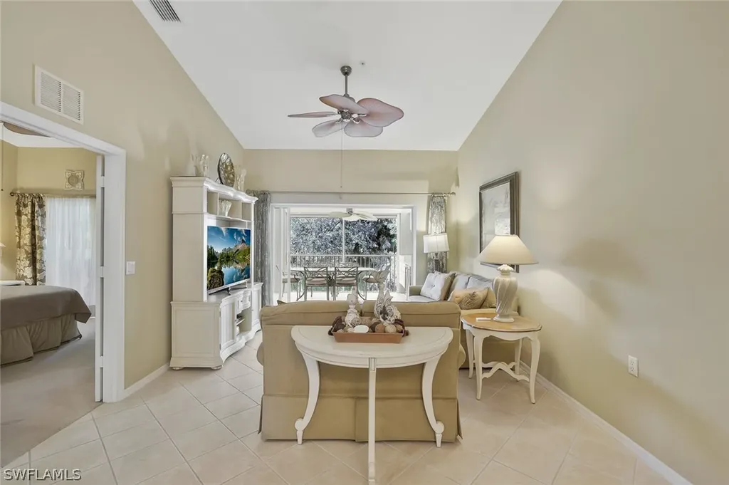 2360 Hidden Lake Court Naples FL 34112