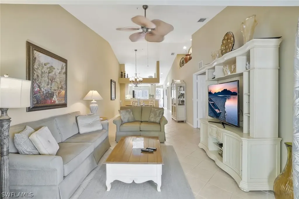 2360 Hidden Lake Court Naples FL 34112