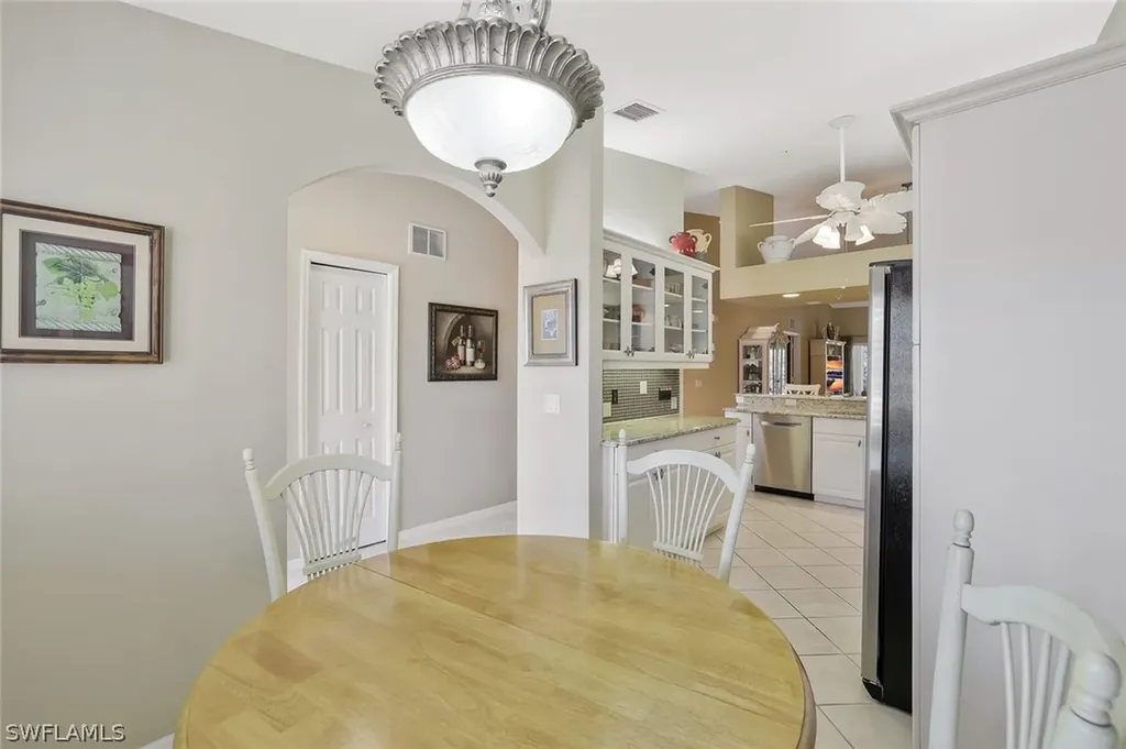 2360 Hidden Lake Court Naples FL 34112