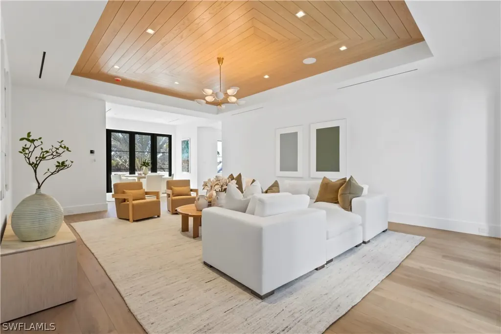 745 Pectin Road Naples FL 34102