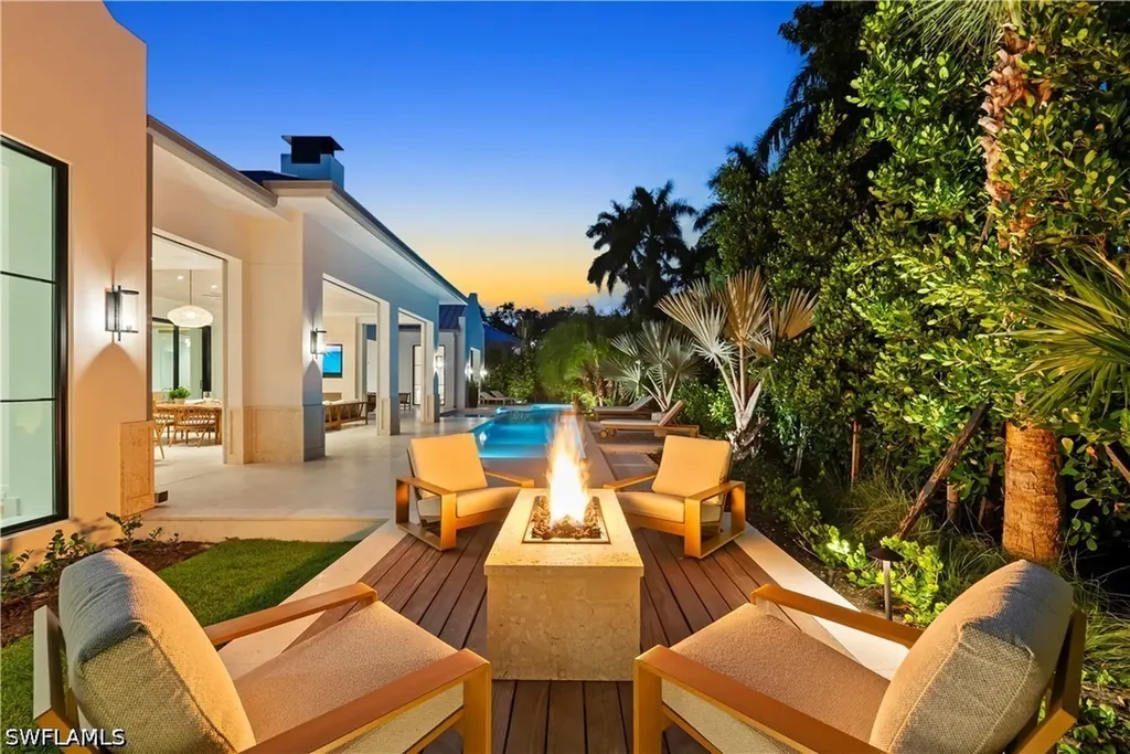 745 Pectin Road Naples FL 34102
