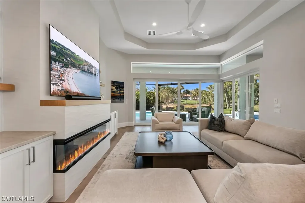 2305 Cassia Court Naples FL 34109