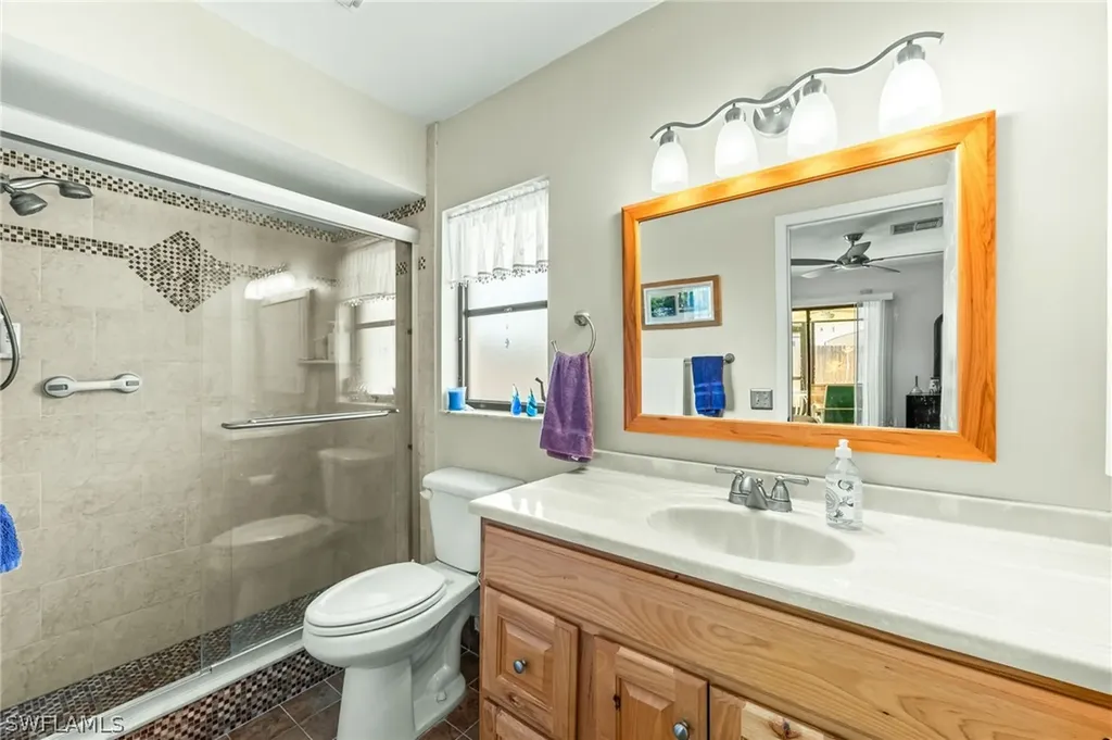 612 110th Avenue N Naples FL 34108