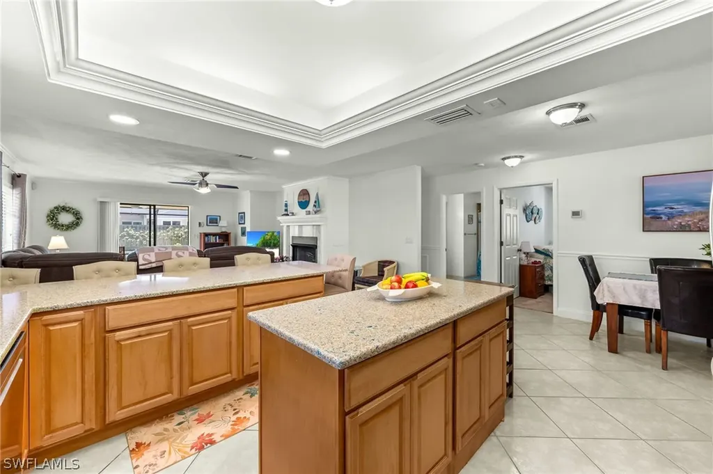 612 110th Avenue N Naples FL 34108