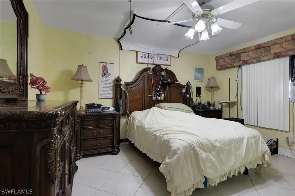 2850 50th Terrace SW Naples FL 34116