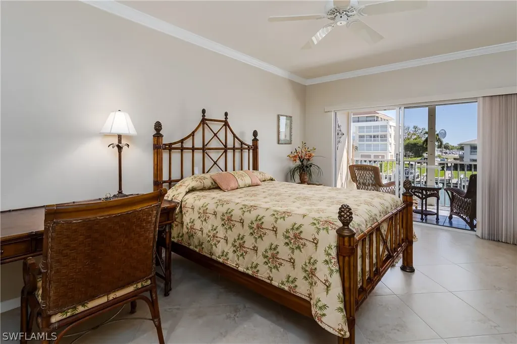 907 Panama Court Marco Island FL 34145
