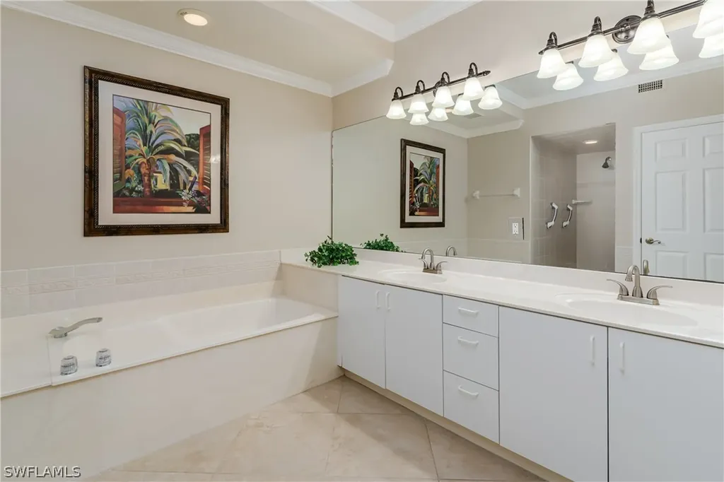 907 Panama Court Marco Island FL 34145