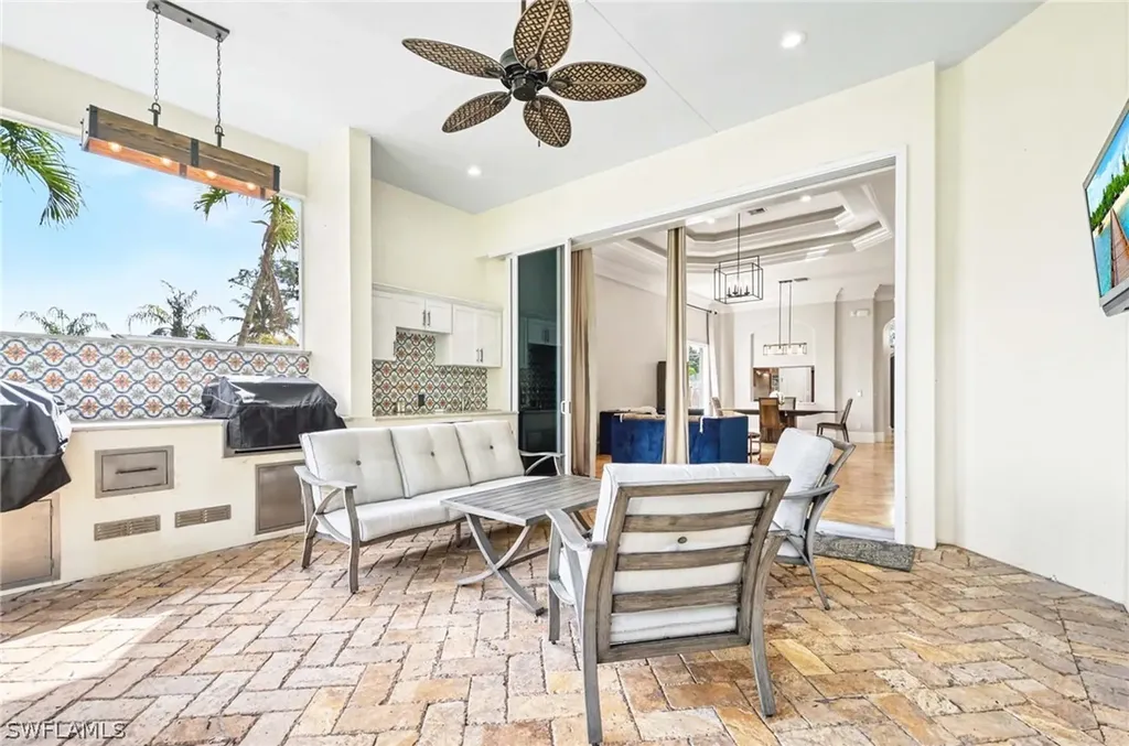 1139 Michigan Avenue Naples FL 34103