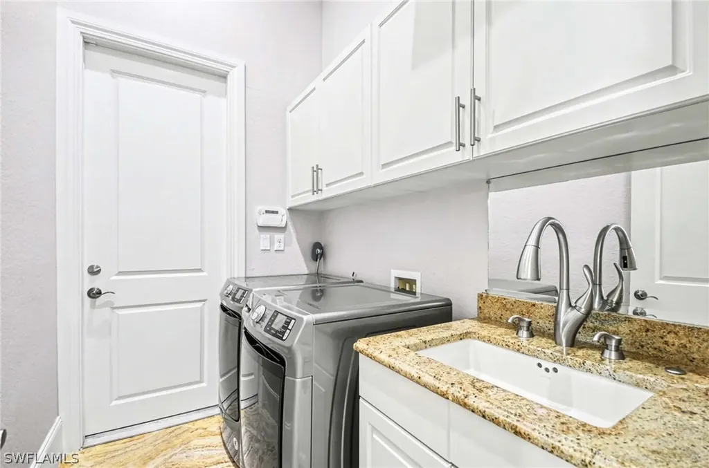 1139 Michigan Avenue Naples FL 34103
