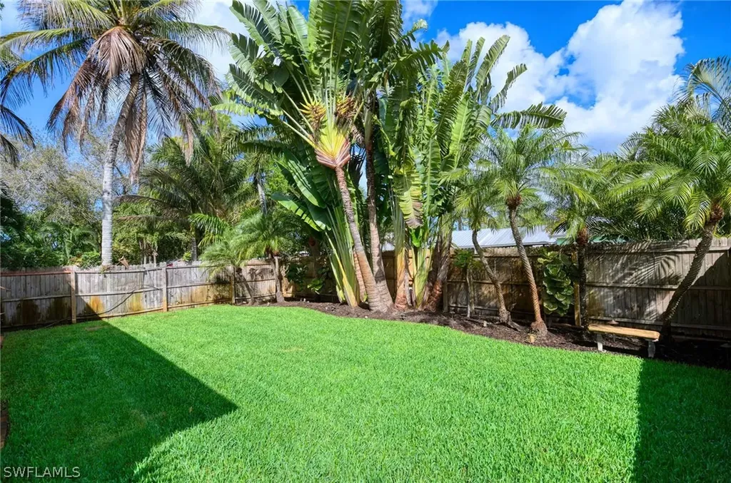 1139 Michigan Avenue Naples FL 34103