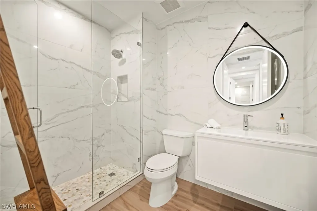 1530 5th Avenue S Naples FL 34102