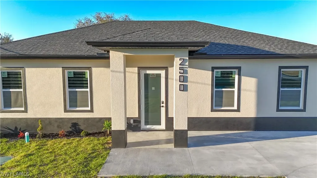2500 72nd Street W Lehigh Acres FL 33971
