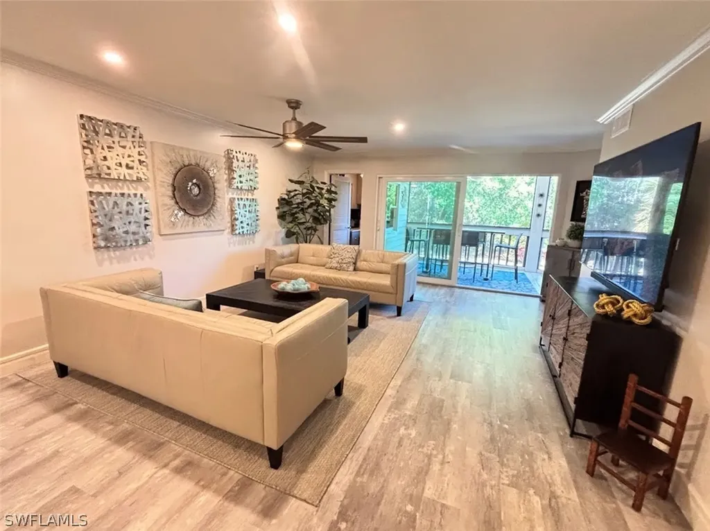 636 Wiggins Bay Drive Naples FL 34110