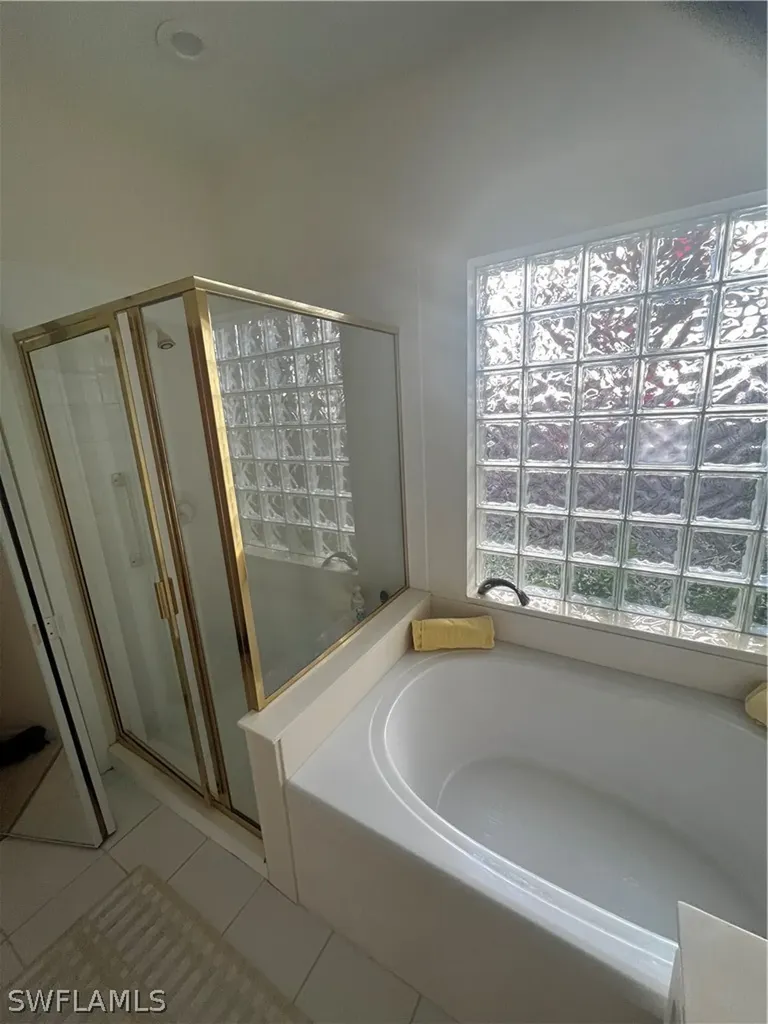8824 Ventura Way Naples FL 34109