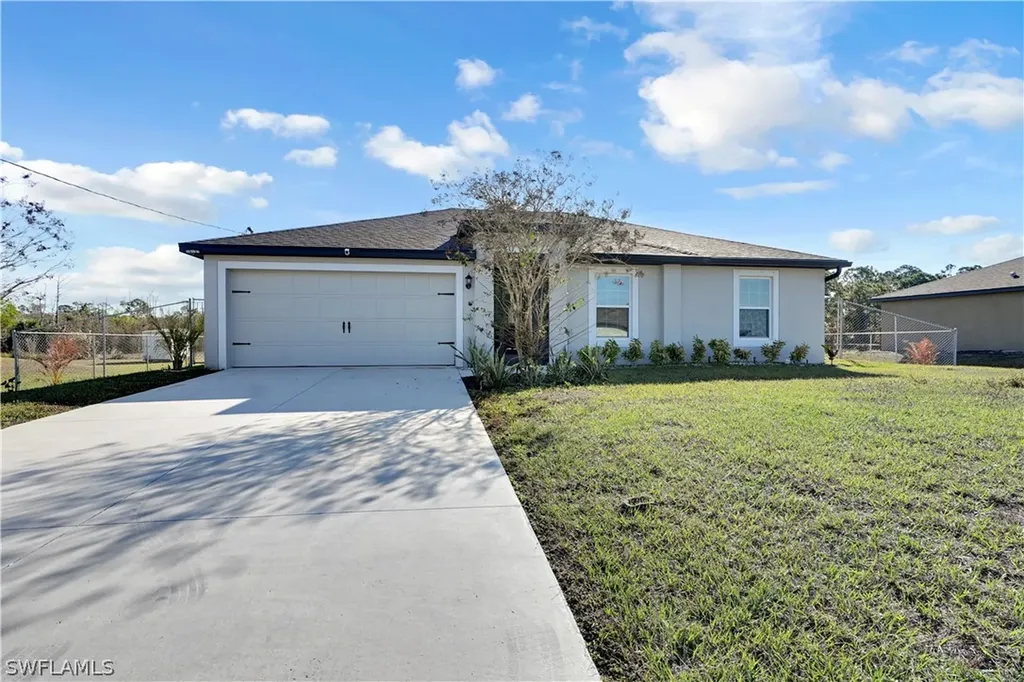 843 Lochman Drive Fort Myers FL 33913