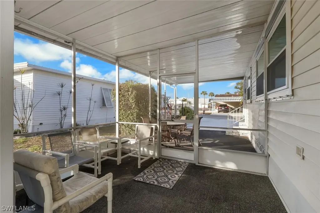 18 Carriage Lane North Fort Myers FL 33917