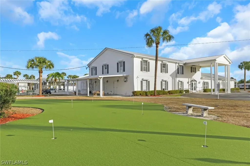 18 Carriage Lane North Fort Myers FL 33917