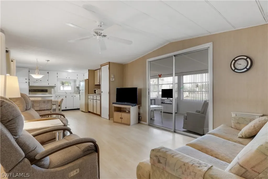 18 Carriage Lane North Fort Myers FL 33917