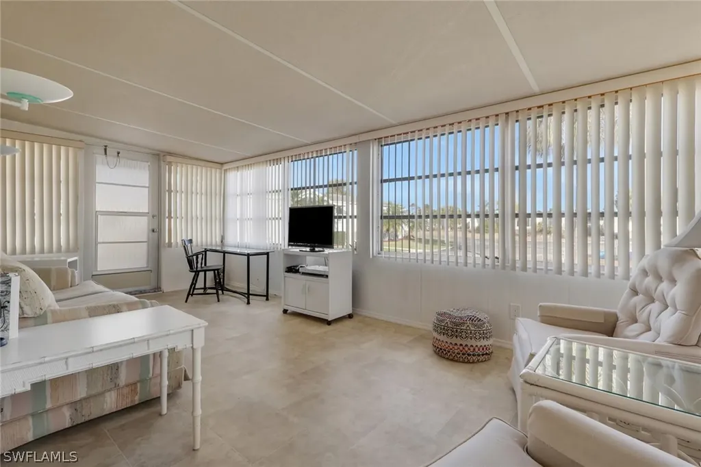 18 Carriage Lane North Fort Myers FL 33917