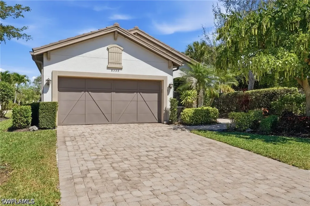 8355 Lucello Terrace N Naples FL 34114