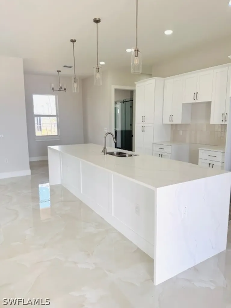 2117 NW 16th Place Cape Coral FL 33993
