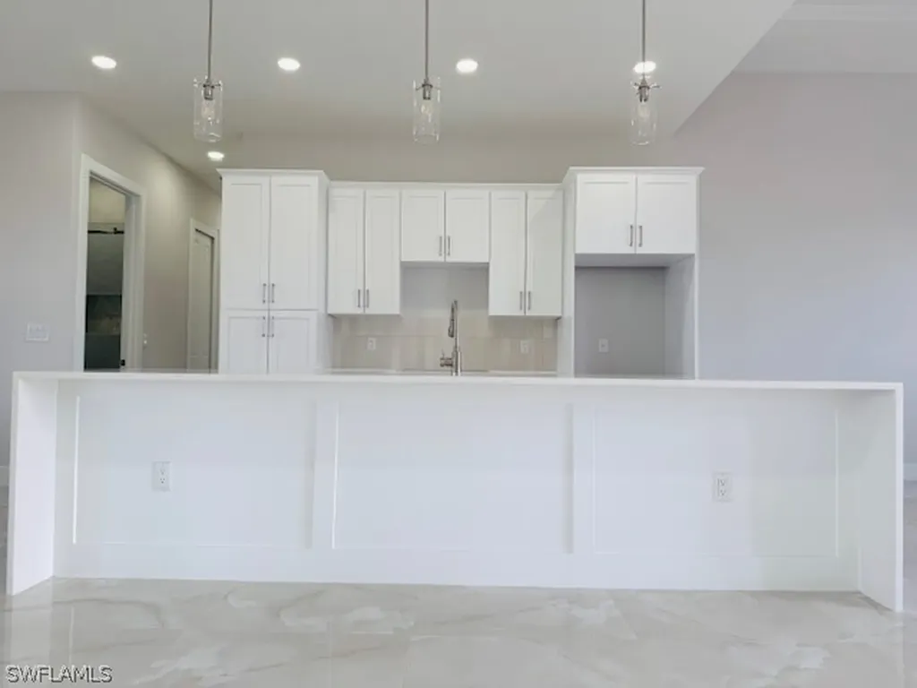 2117 NW 16th Place Cape Coral FL 33993