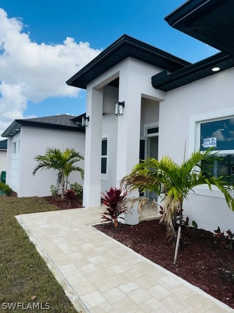 2117 NW 16th Place Cape Coral FL 33993