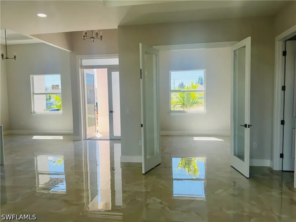 2117 NW 16th Place Cape Coral FL 33993